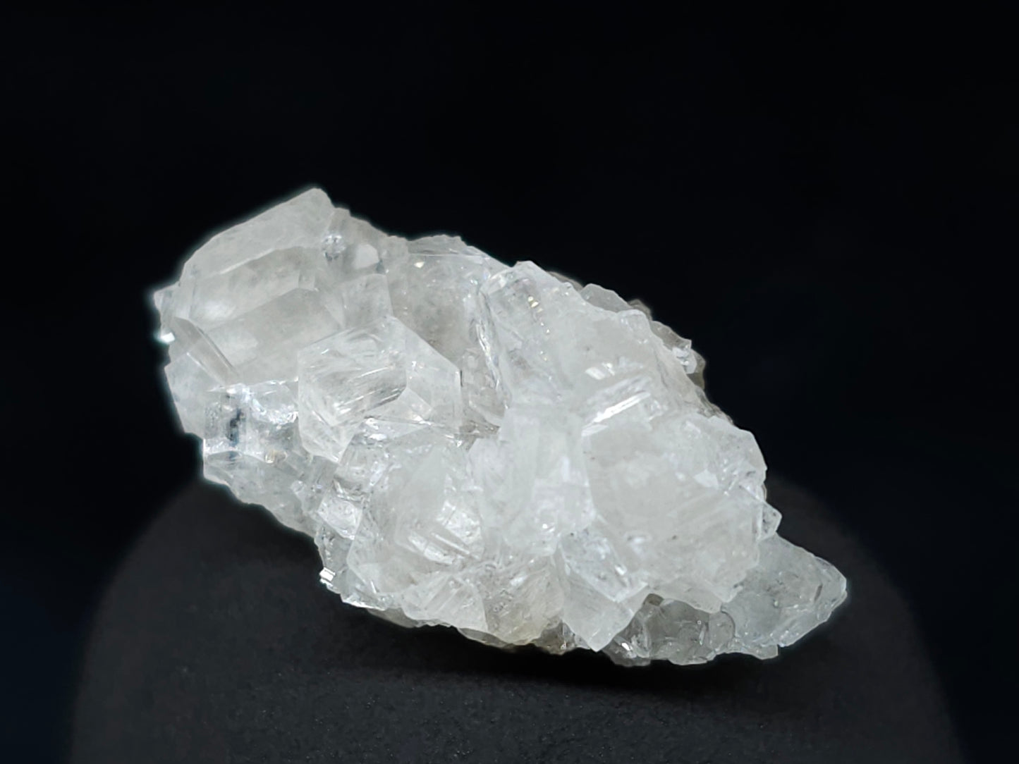 #33997 Super clear Nailhead Spar Calcite cluster and Chalcopyrite ore and multiple small fossils in the matrix
