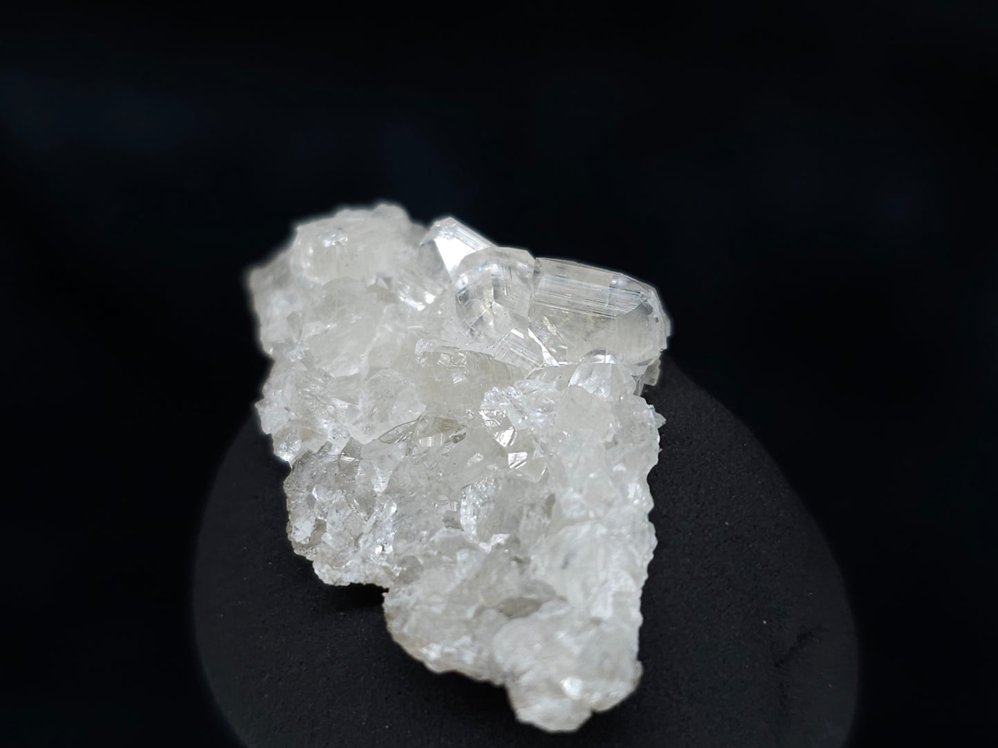 #34003 Super clear Nailhead Spar Calcite cluster and Chalcopyrite ore and multiple small fossils in the matrix