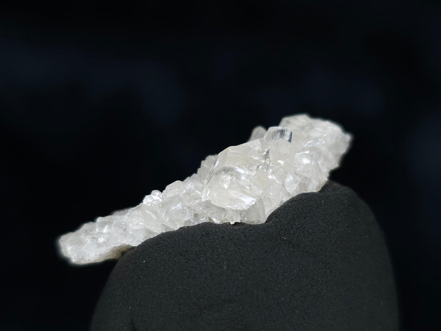 #34003 Super clear Nailhead Spar Calcite cluster and Chalcopyrite ore and multiple small fossils in the matrix