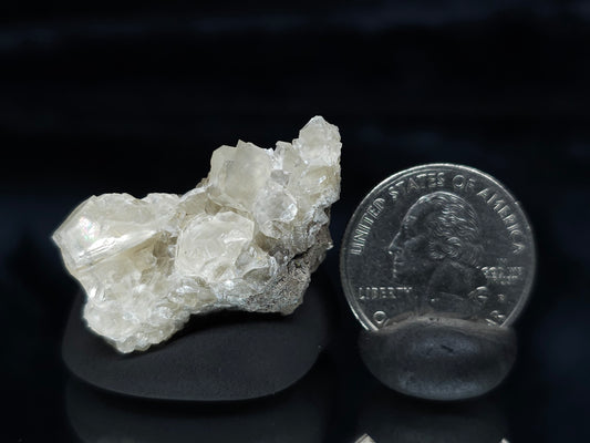 #34006 Super clear Nailhead Spar Calcite cluster and Chalcopyrite ore and multiple small fossils in the matrix