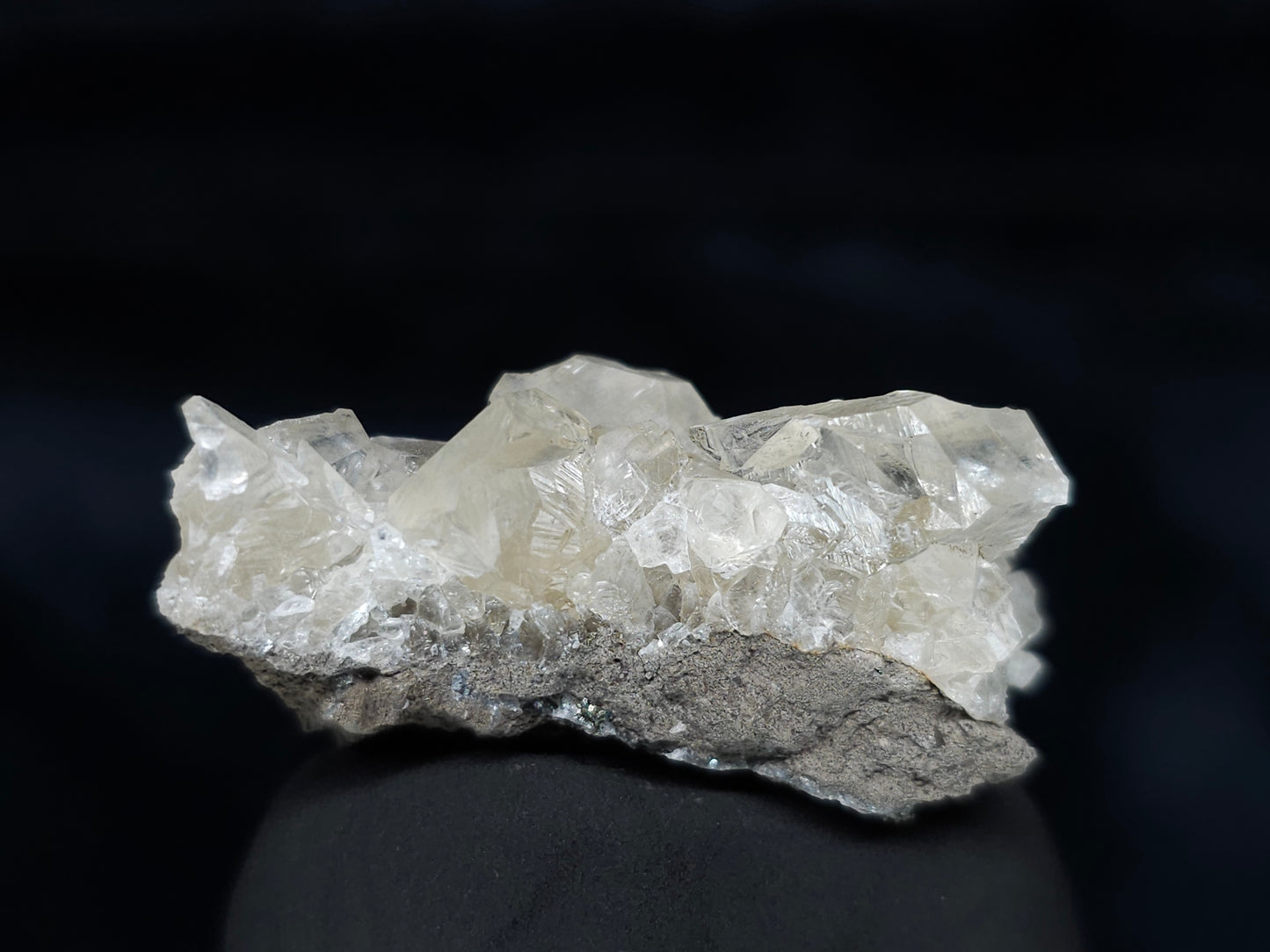 #34006 Super clear Nailhead Spar Calcite cluster and Chalcopyrite ore and multiple small fossils in the matrix
