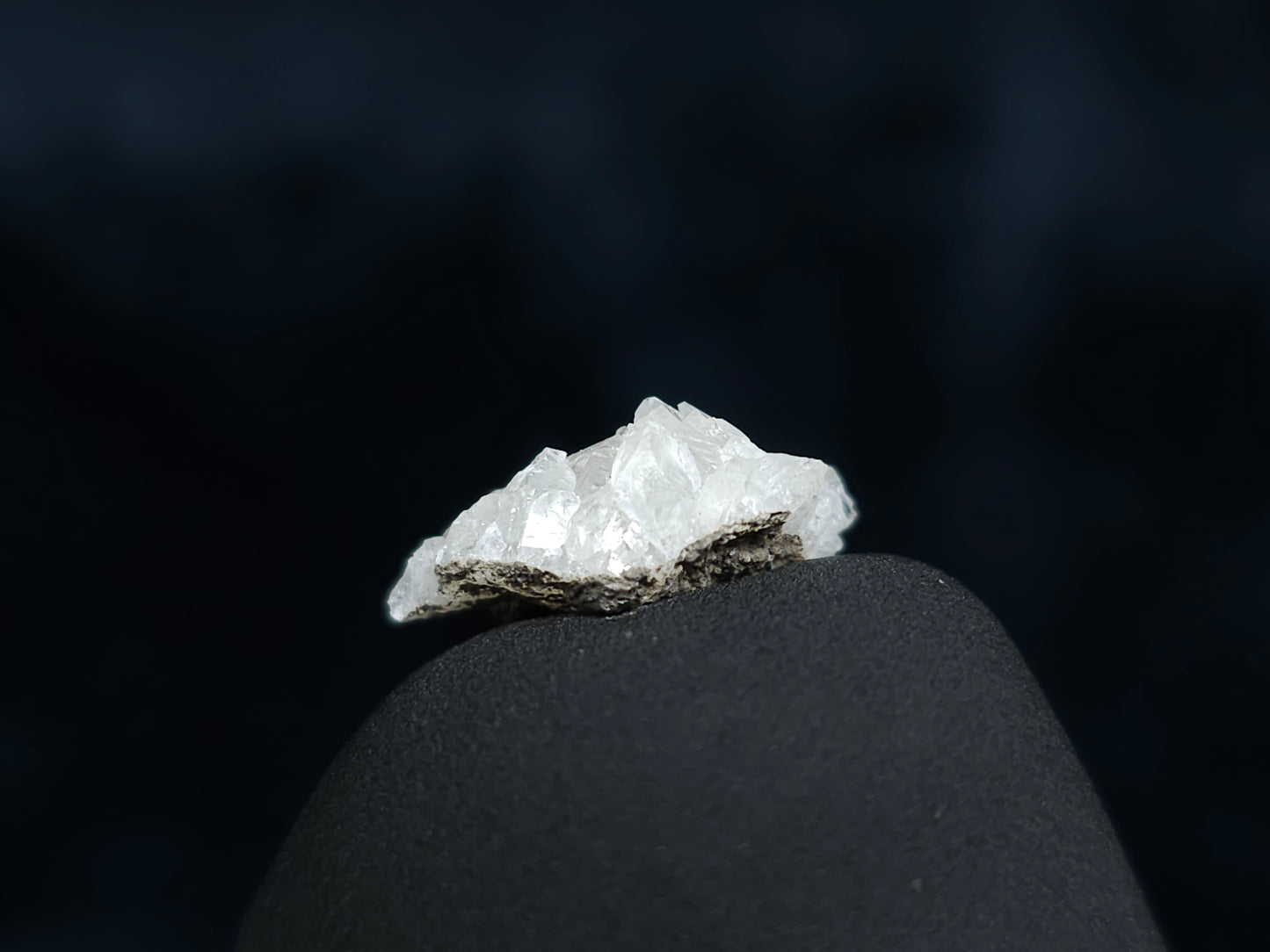 #34009 Super clear Nailhead Spar Calcite cluster and Chalcopyrite ore and multiple small fossils in the matrix