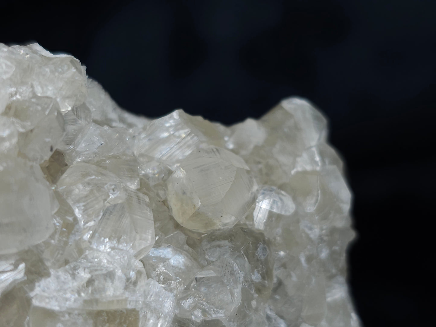 #34011 Super clear Nailhead Spar Calcite geode and Chalcopyrite ore and multiple small fossils in the matrix