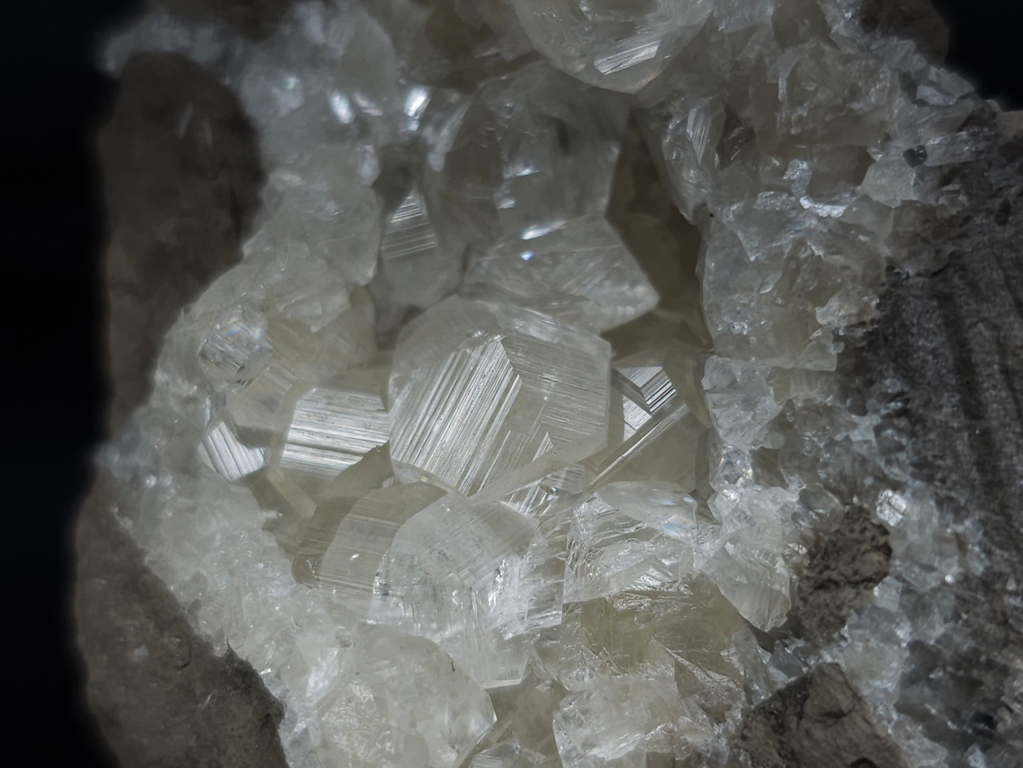 #34011 Super clear Nailhead Spar Calcite geode and Chalcopyrite ore and multiple small fossils in the matrix