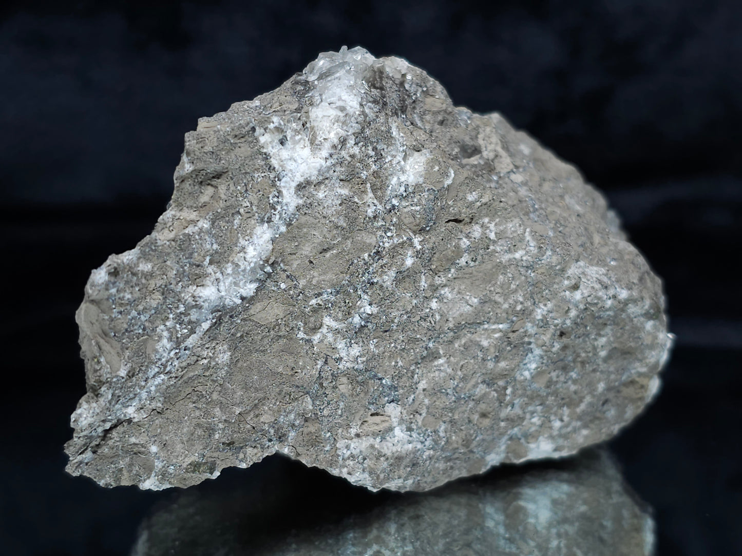 #34013 Super clear Nailhead Spar Calcite cluster and Chalcopyrite ore and multiple small fossils in the matrix