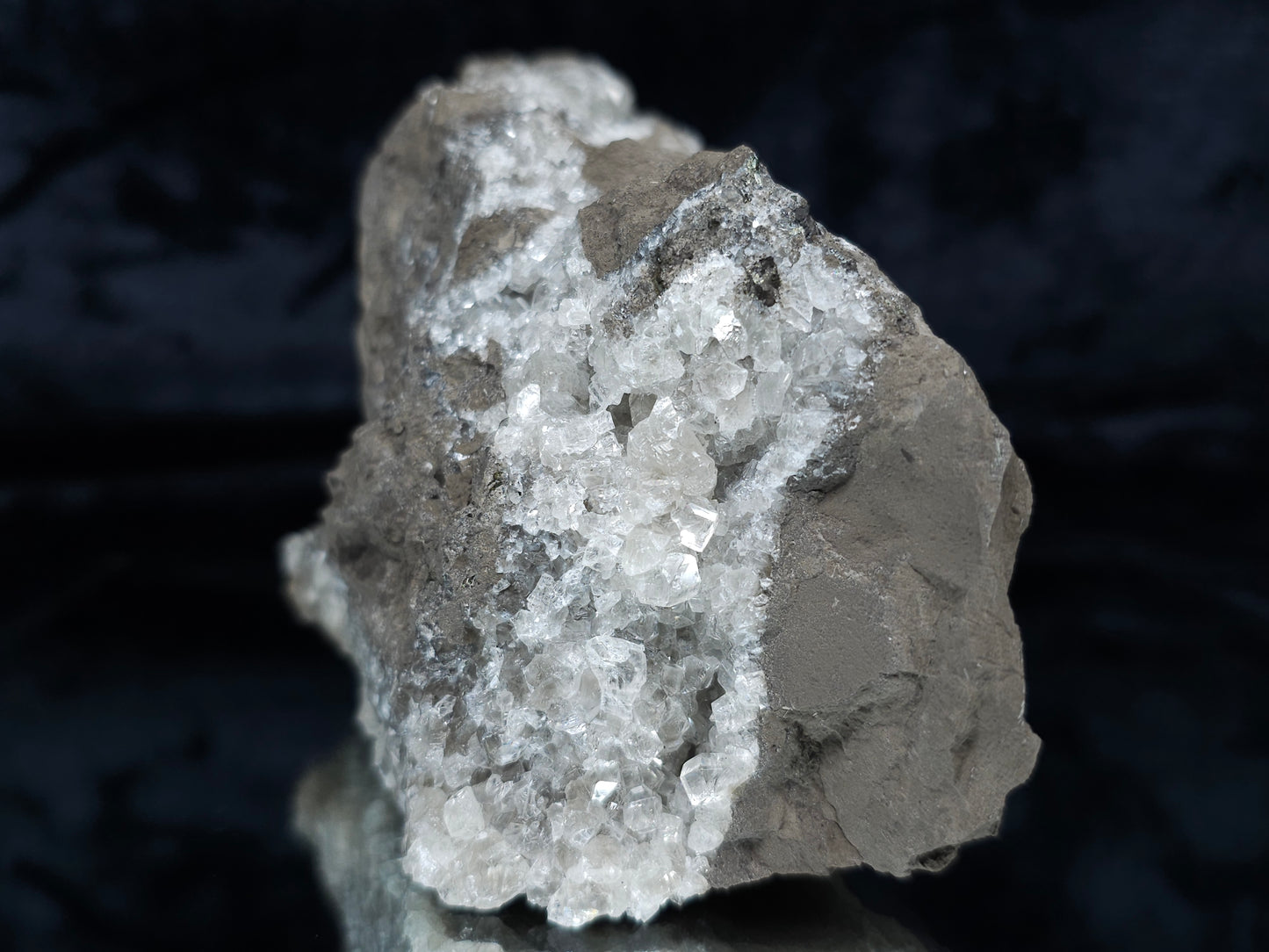 #34014 Super clear Nailhead Spar Calcite cluster and Chalcopyrite ore and multiple small fossils in the matrix