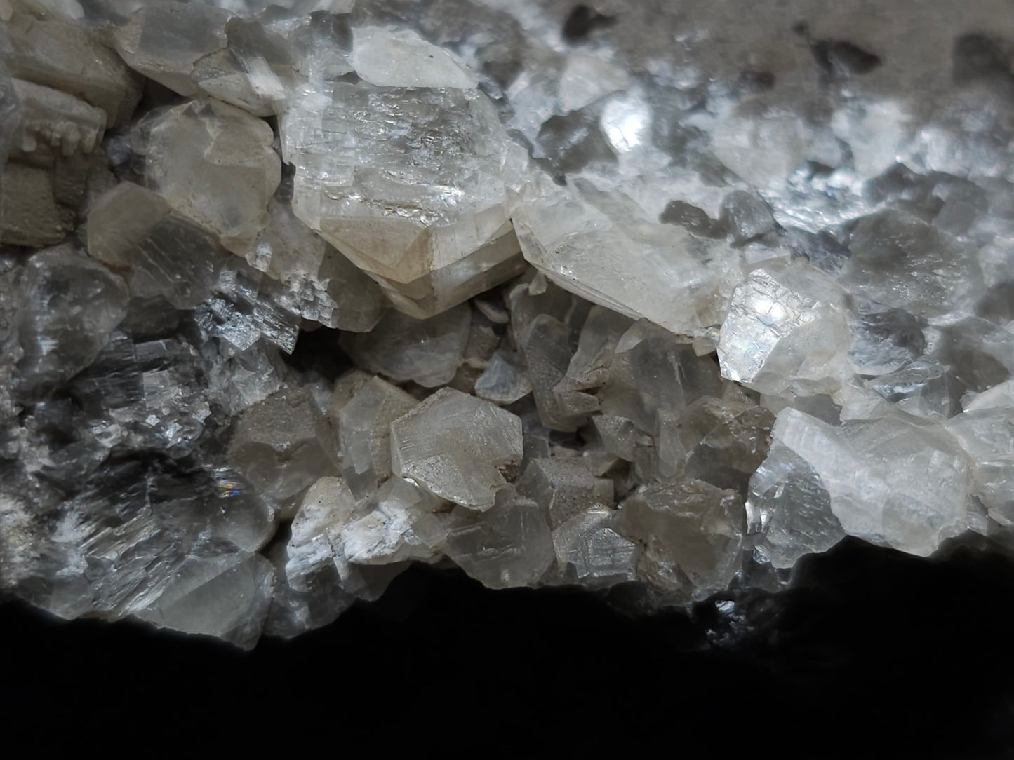 #34014 Super clear Nailhead Spar Calcite cluster and Chalcopyrite ore and multiple small fossils in the matrix