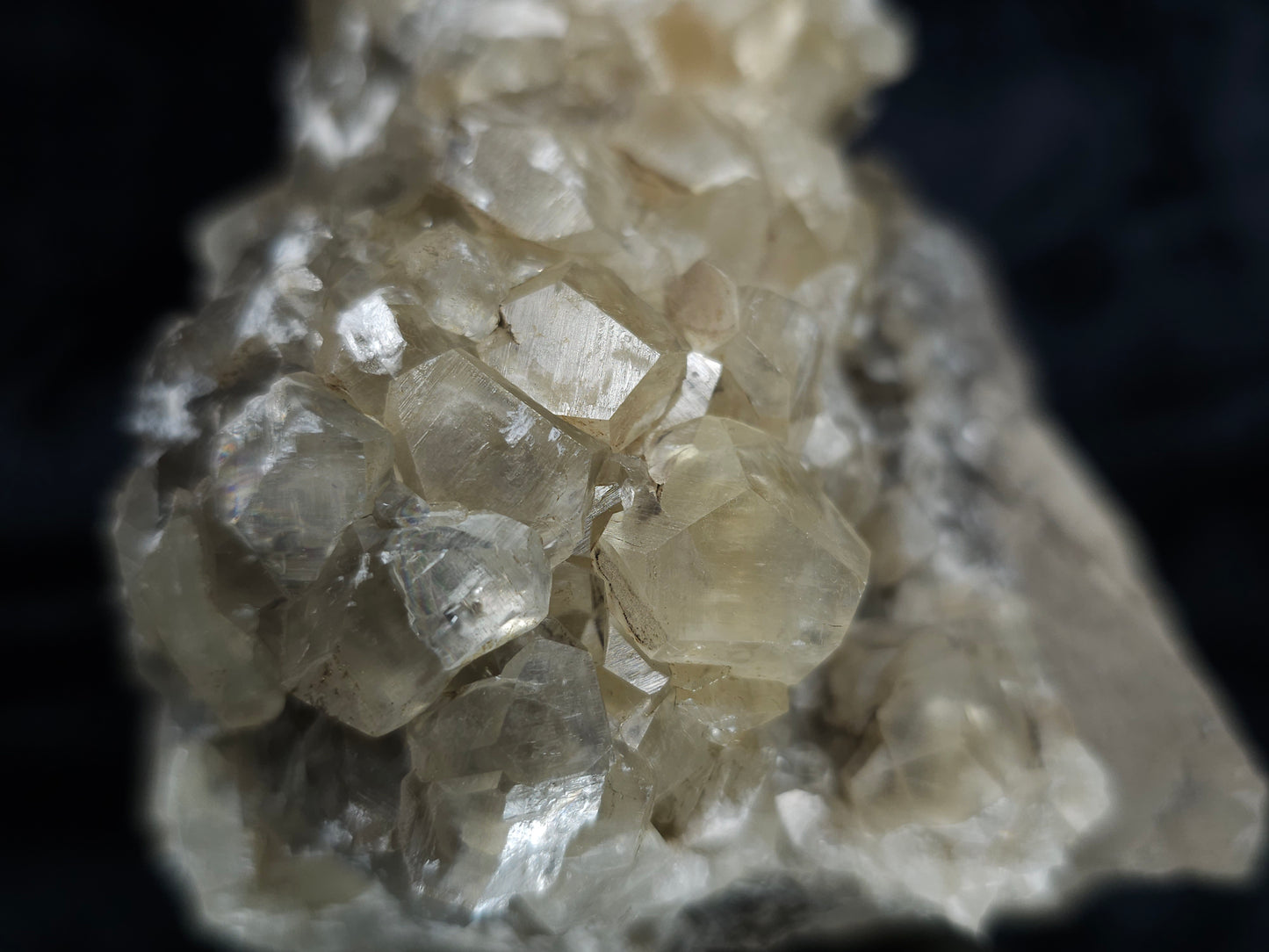 #34016 Super clear Nailhead Spar Calcite geode and  Chalcopyrite ore and multiple small fossils in the matrix