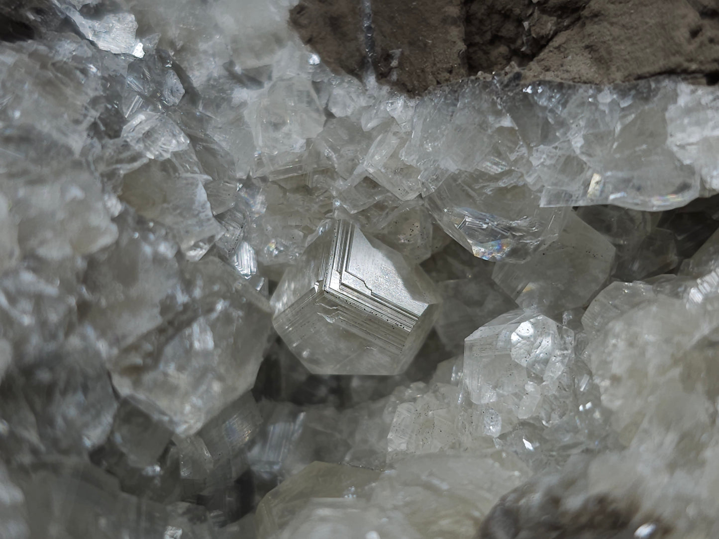 #34018 Super clear Nailhead Spar Calcite geode and Chalcopyrite ore and multiple small fossils in the matrix