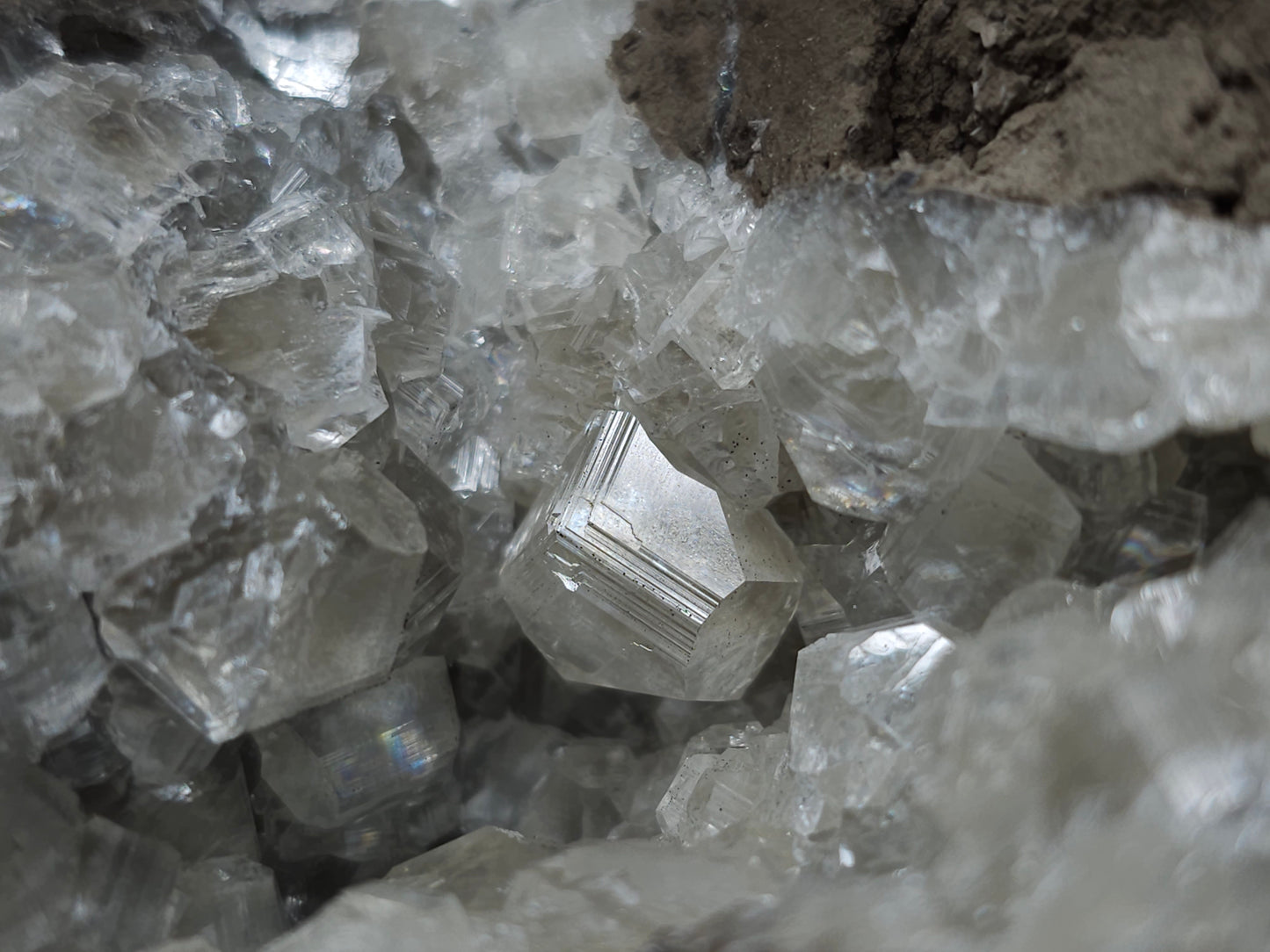 #34018 Super clear Nailhead Spar Calcite geode and Chalcopyrite ore and multiple small fossils in the matrix