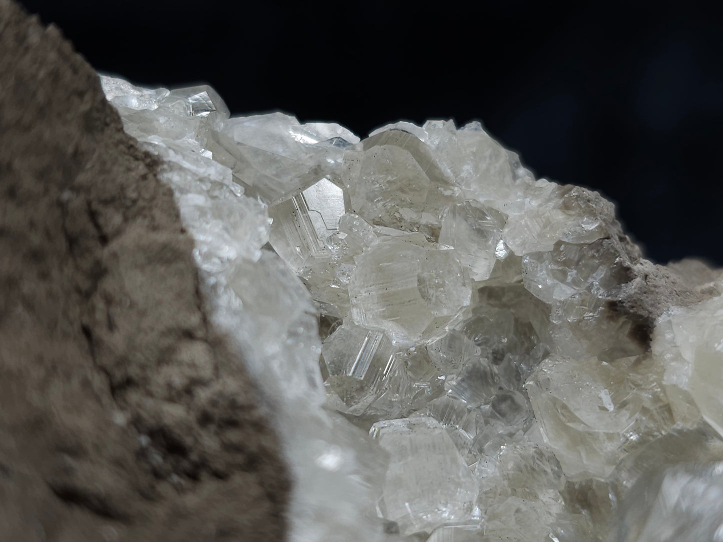#34018 Super clear Nailhead Spar Calcite geode and Chalcopyrite ore and multiple small fossils in the matrix