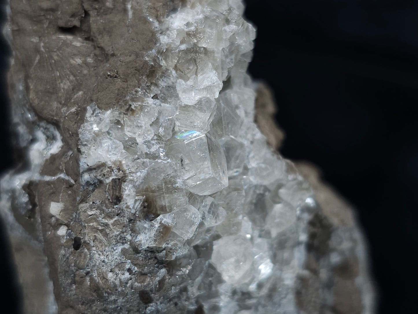#34018-A Super clear Nailhead Spar Calcite cluster and Chalcopyrite ore and multiple small fossils in the matrix