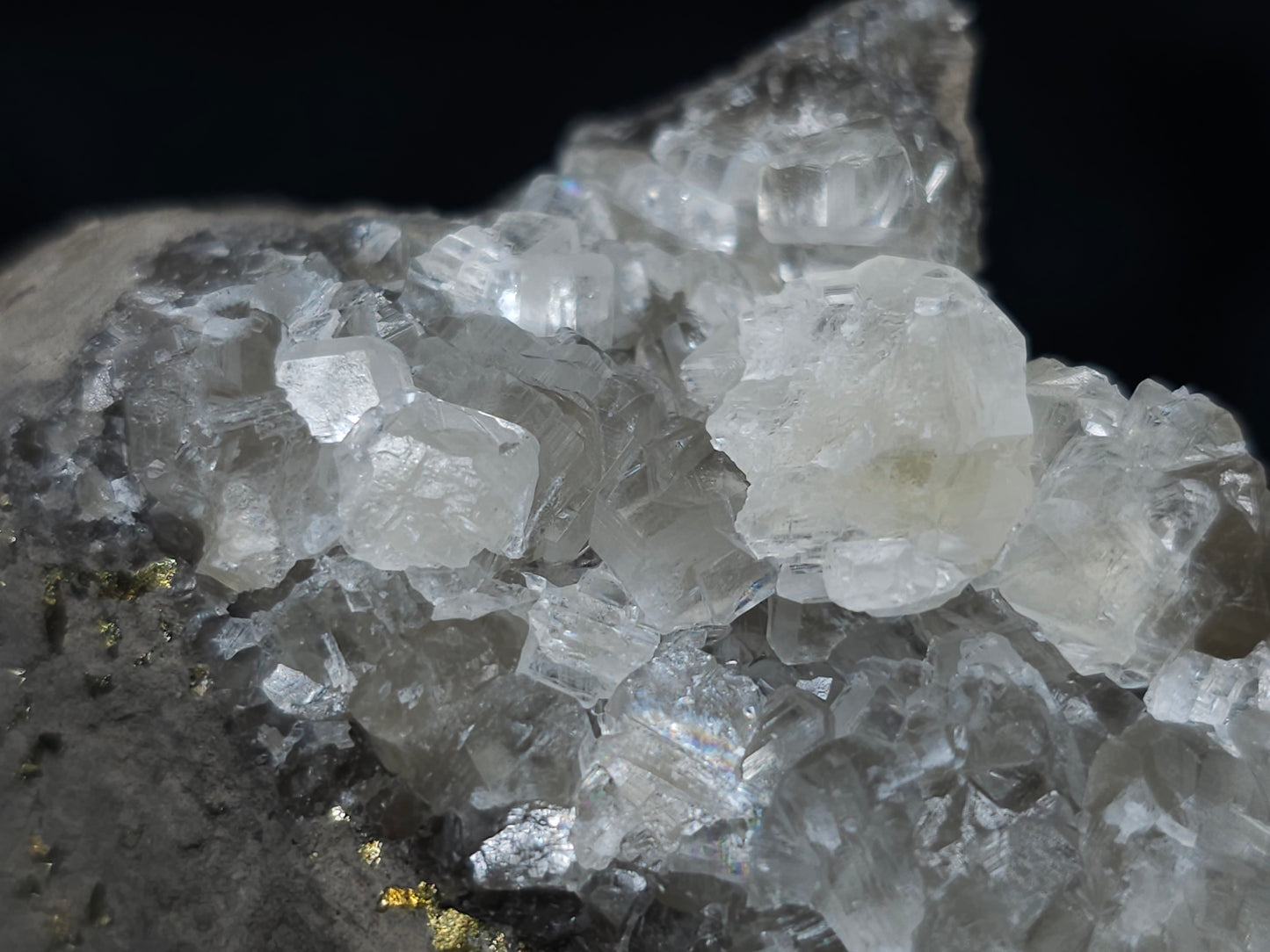 #34018-C Super clear Nailhead Spar Calcite cluster and  Chalcopyrite ore and multiple small fossils in the matrix