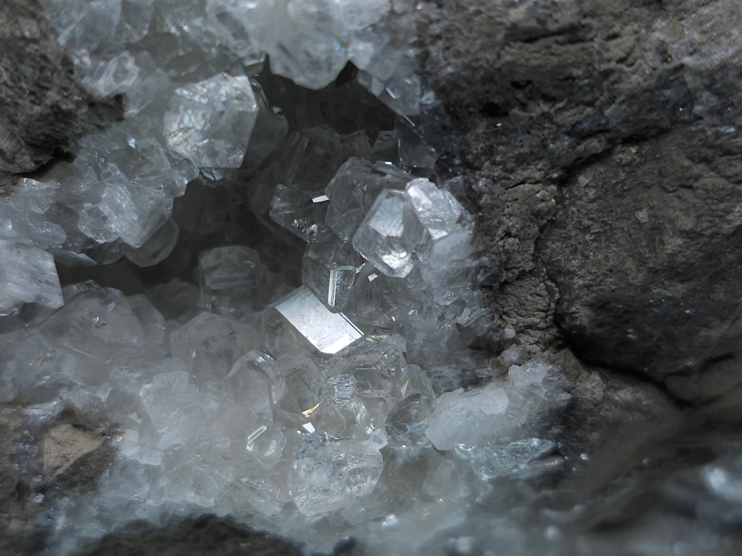 #34019 Super Clear Nailhead Spar Calcite geode it also have Chalcopyrite ore and multiple small fossils in the matrix