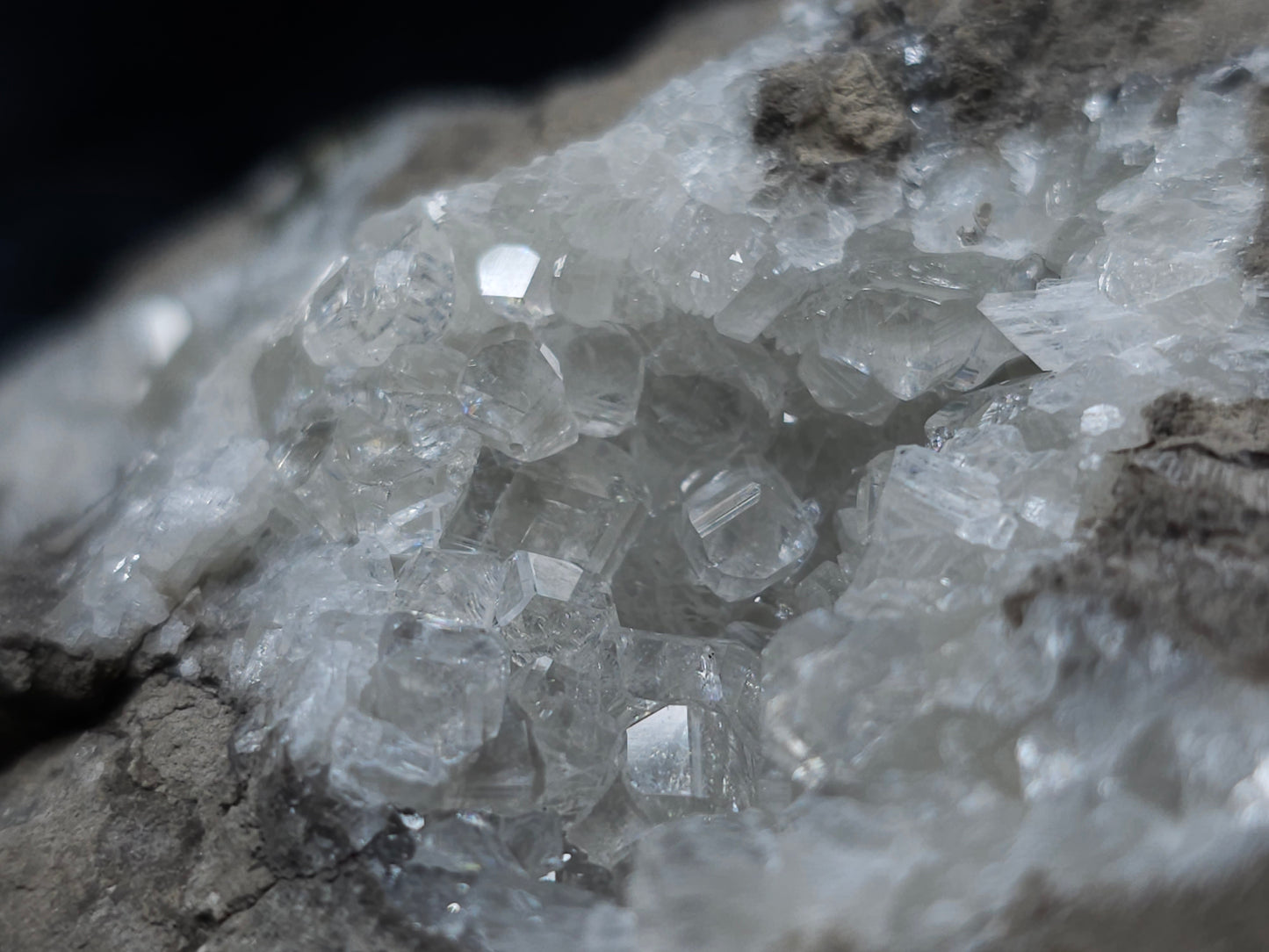 #34019 Super Clear Nailhead Spar Calcite geode it also have Chalcopyrite ore and multiple small fossils in the matrix