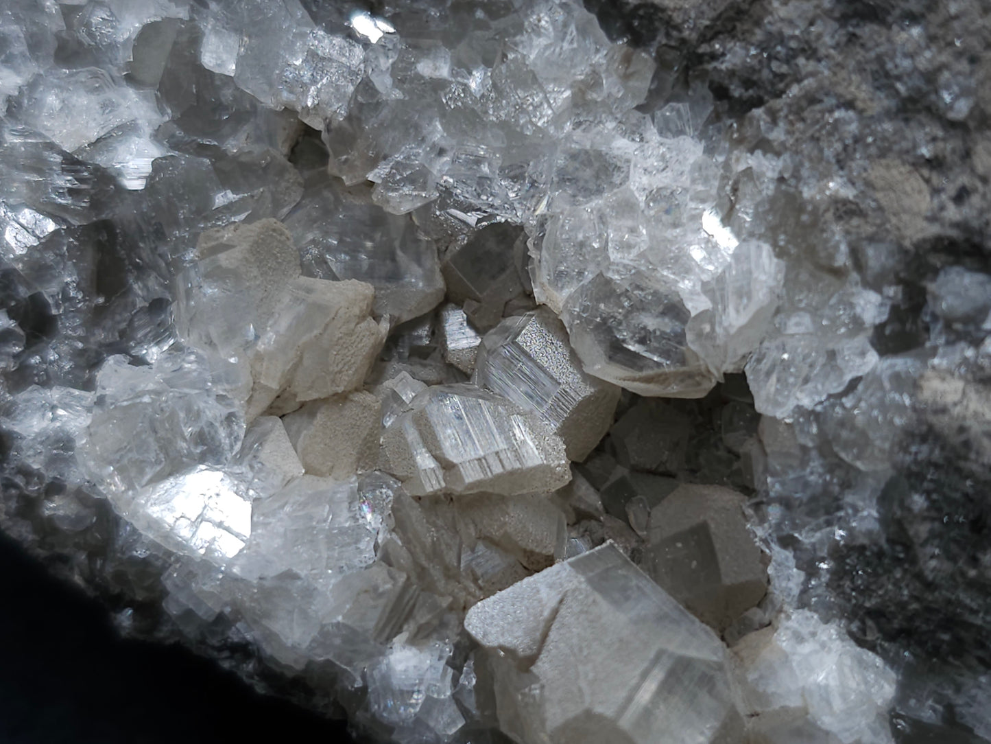 #34019 Super Clear Nailhead Spar Calcite geode it also have Chalcopyrite ore and multiple small fossils in the matrix