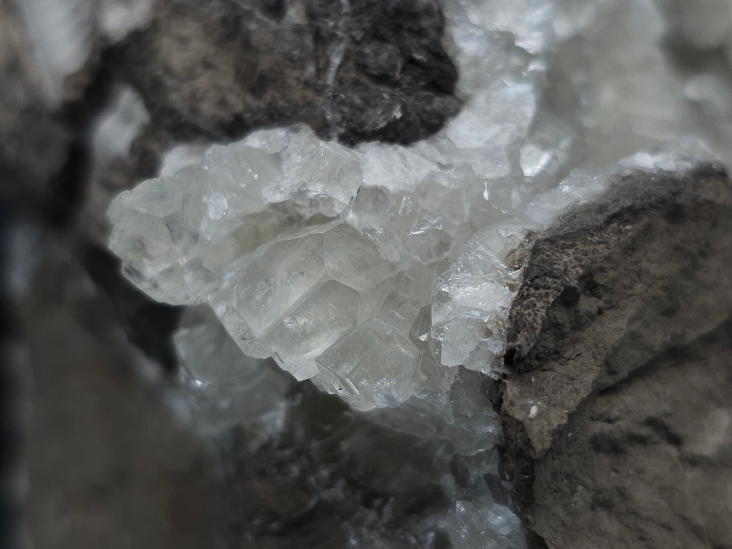 #34020 Super clear Nailhead Spar Calcite geode and Chalcopyrite ore and multiple small fossils in the matrix