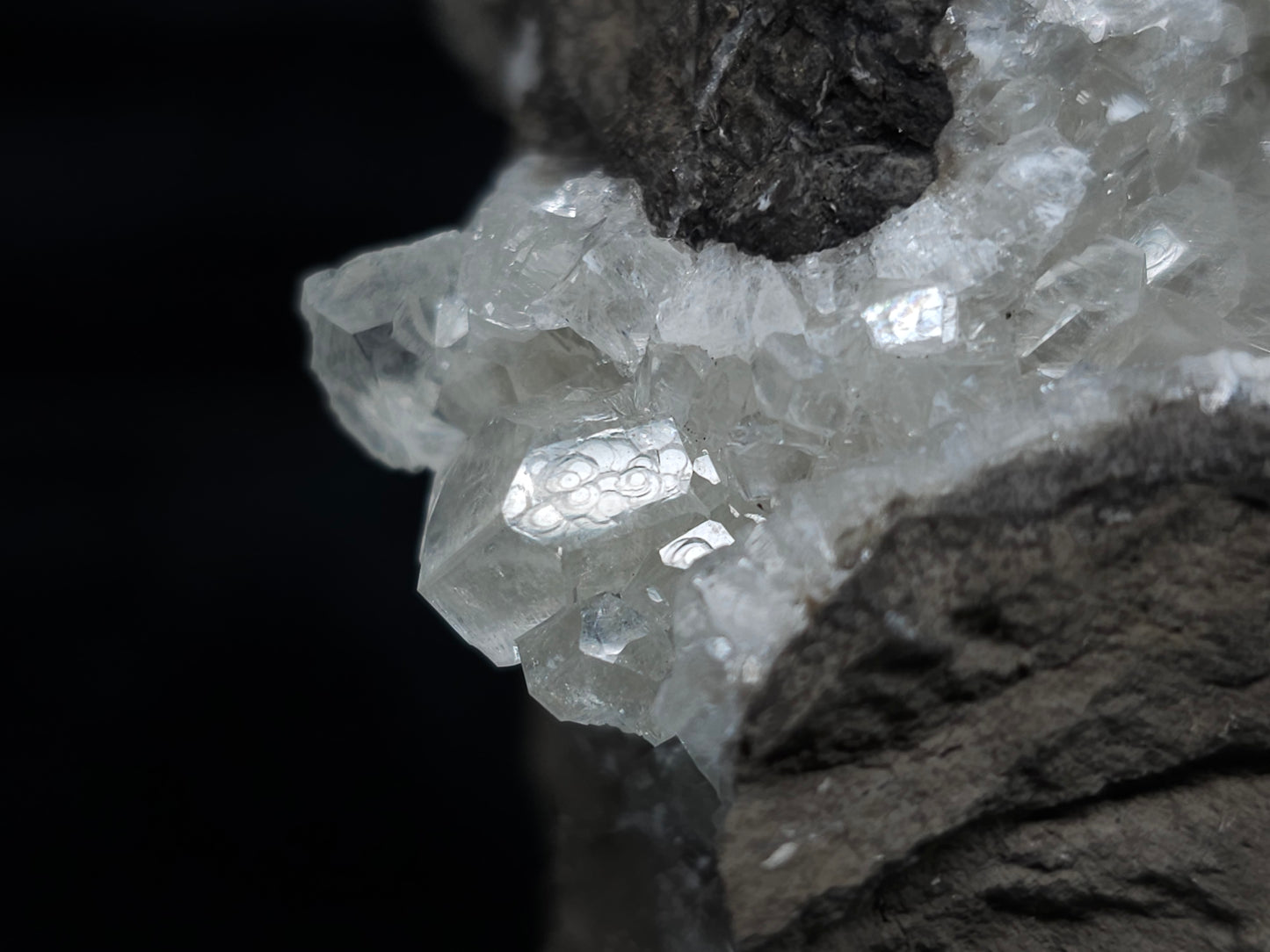 #34020 Super clear Nailhead Spar Calcite geode and Chalcopyrite ore and multiple small fossils in the matrix