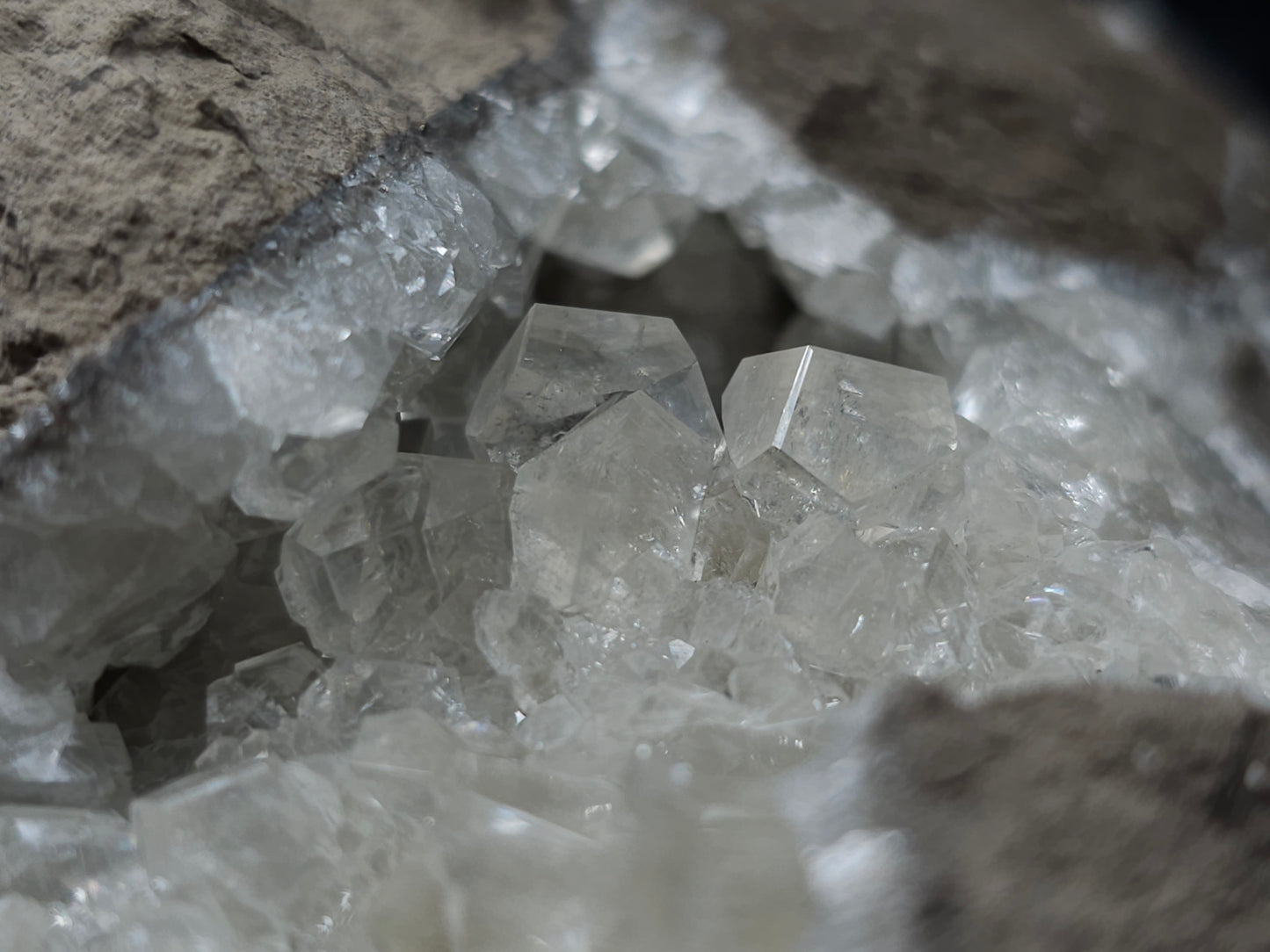 #34020 Super clear Nailhead Spar Calcite geode and Chalcopyrite ore and multiple small fossils in the matrix