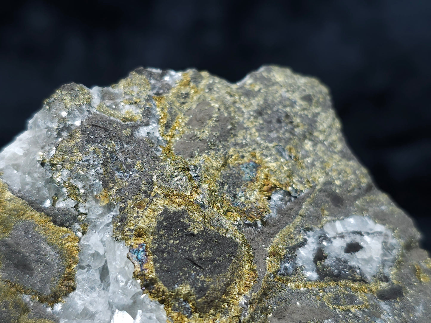 #66015 Peacock Chalcopyrite ore with Nailhead Spar Calcite formation and multiple small fossils