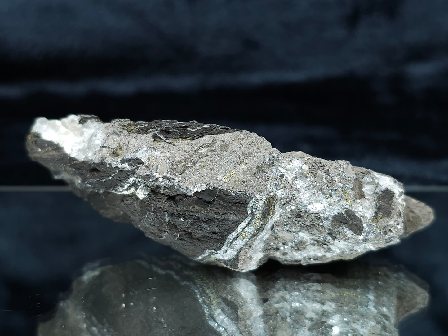 #66048 Hydrothermal Nailhead Spar Calcite geode with golden Chalcopyrite ore deposit formation among small fossils