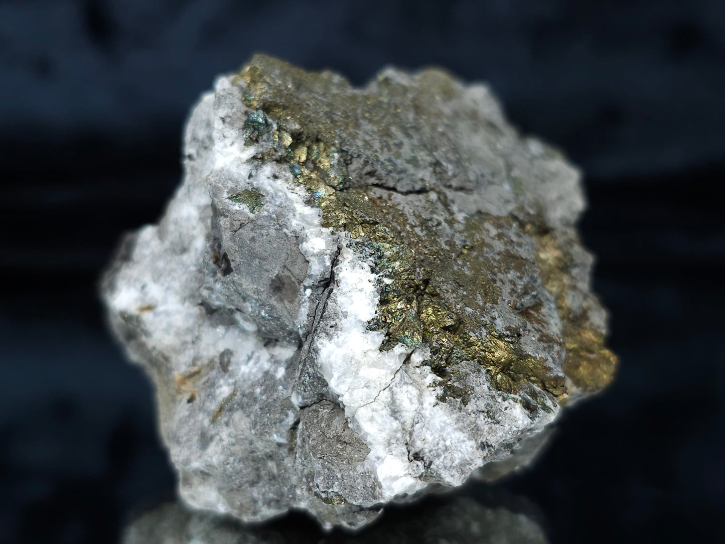 #66128 Hydrothermal Calcite deposit golden Chalcopyrite ore with beautiful with multiple small fossils