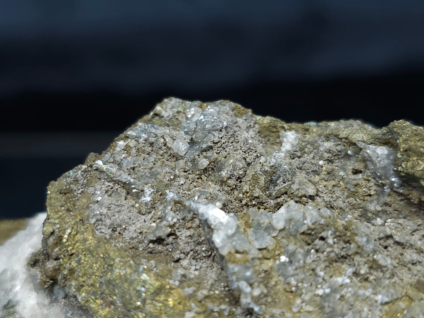 #66133 Hydrothermal super clear Nailhead Spar Calcite desposit on iridescent golden Chalcopyrite with multiple small fossils