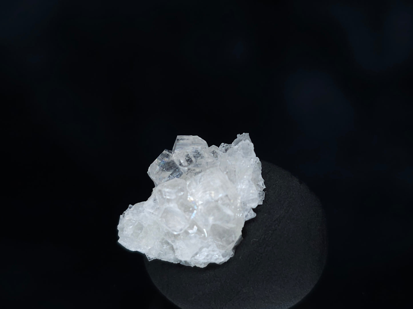 #33529 Super clear Nailhead Spar Calcite tiny cluster