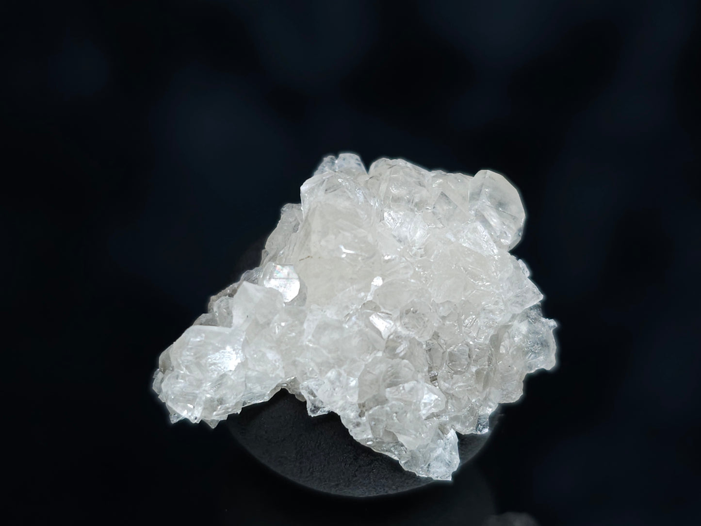 #33530 Super clear Nailhead Spar Calcite tiny cluster
