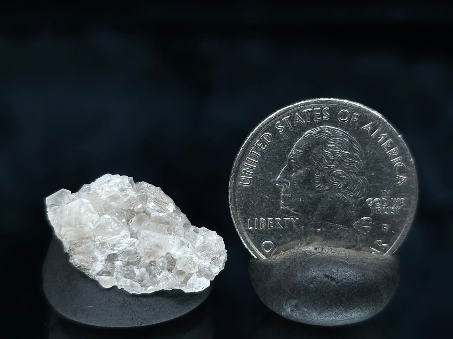 #33531 Super clear Nailhead Spar Calcite tiny cluster