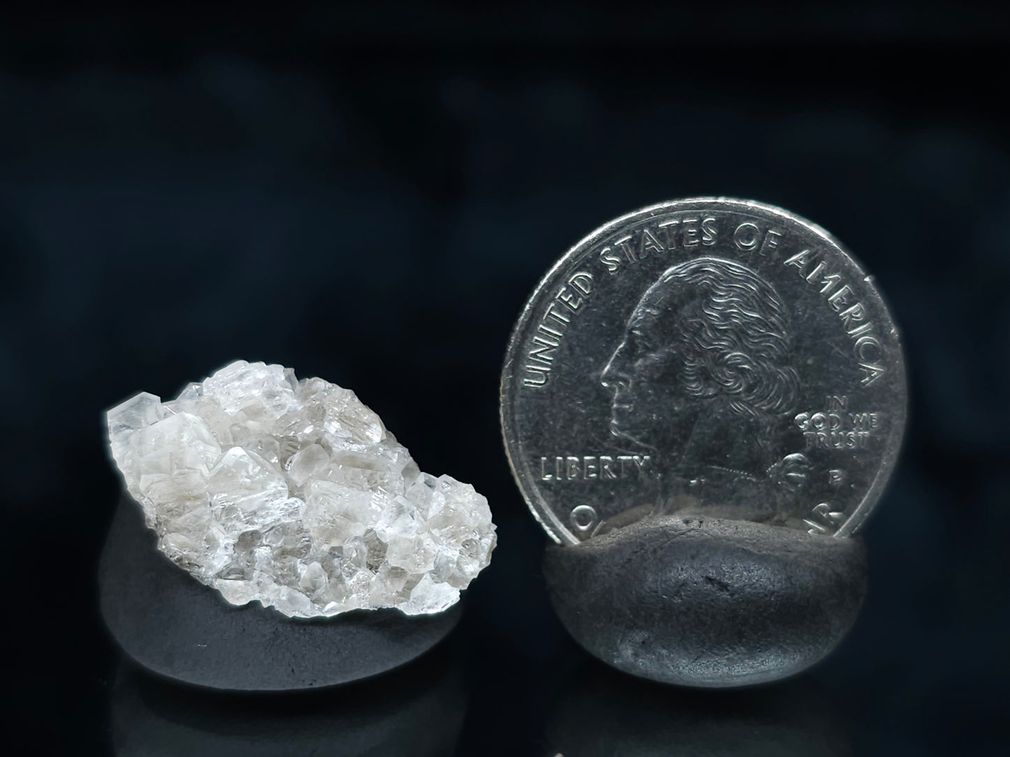 #33531 Super clear Nailhead Spar Calcite tiny cluster