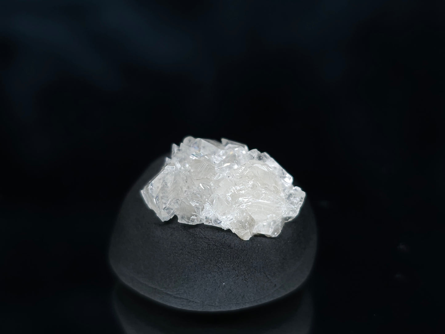 #33532 Super clear Nailhead Spar Calcite tiny cluster
