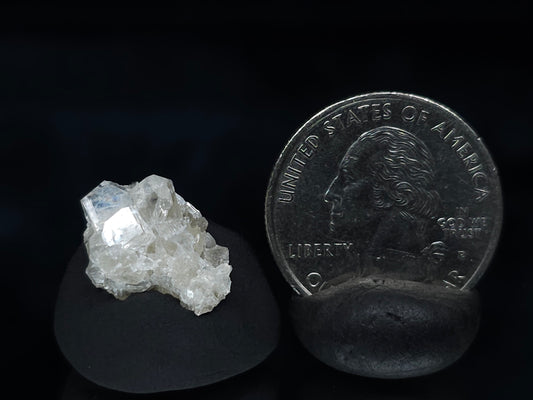 #33539 Super clear Nailhead Spar Calcite tiny cluster