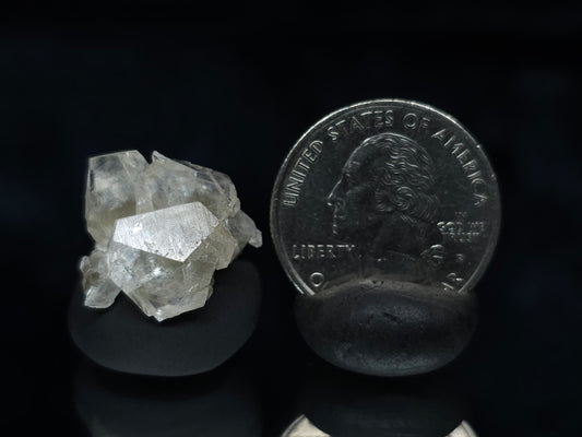 #33541 Super clear Nailhead Spar Calcite tiny cluster