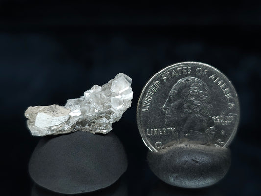 #33542 Super clear Nailhead Spar Calcite tiny cluster