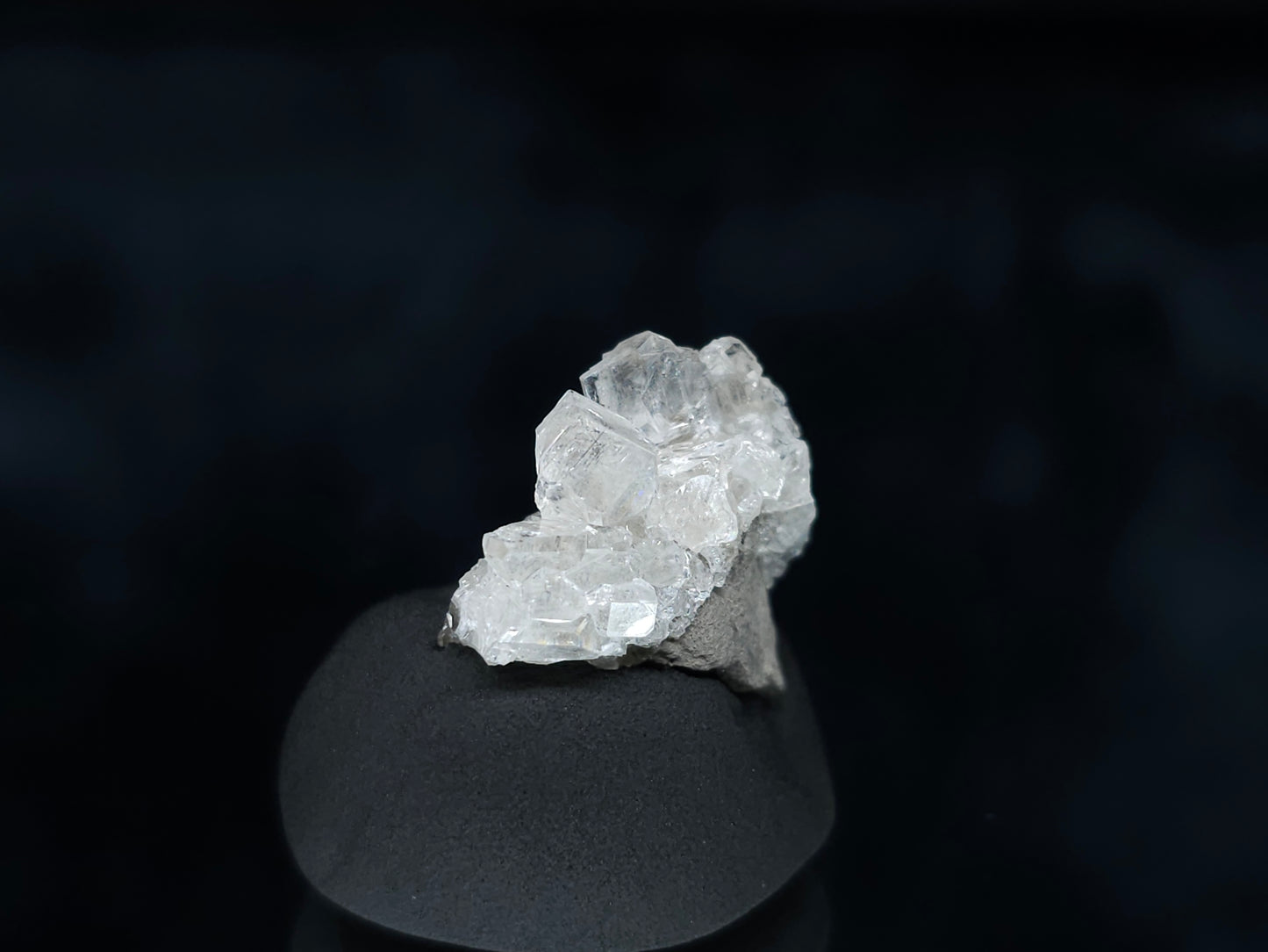 #33550 Super clear Nailhead Spar Calcite tiny cluster and Chalcopyrite ore and multiple small fossils in the matrix