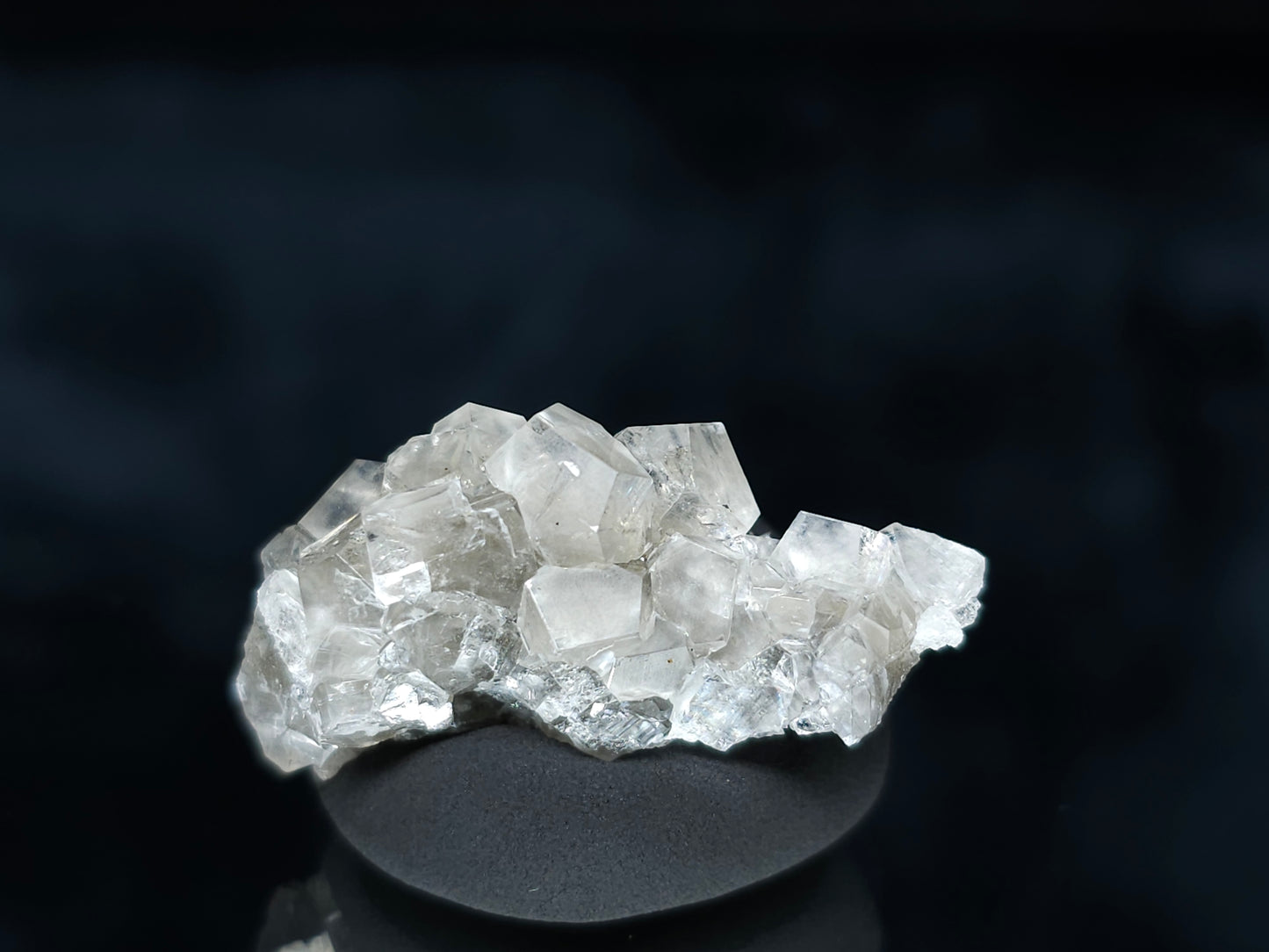 #33551 Super clear Nailhead Spar Calcite tiny cluster