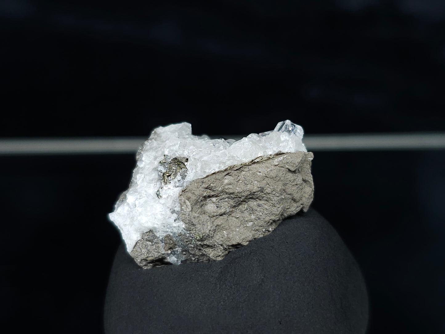 #33557 Super clear Nailhead Spar Calcite tiny cluster and Chalcopyrite ore and multiple small fossils in the matrix