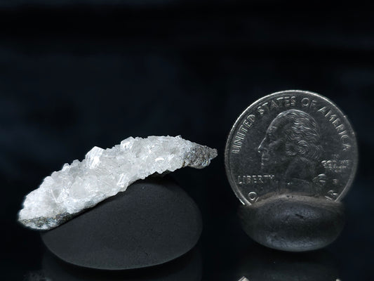 #33560 Super clear Nailhead Spar Calcite tiny cluster