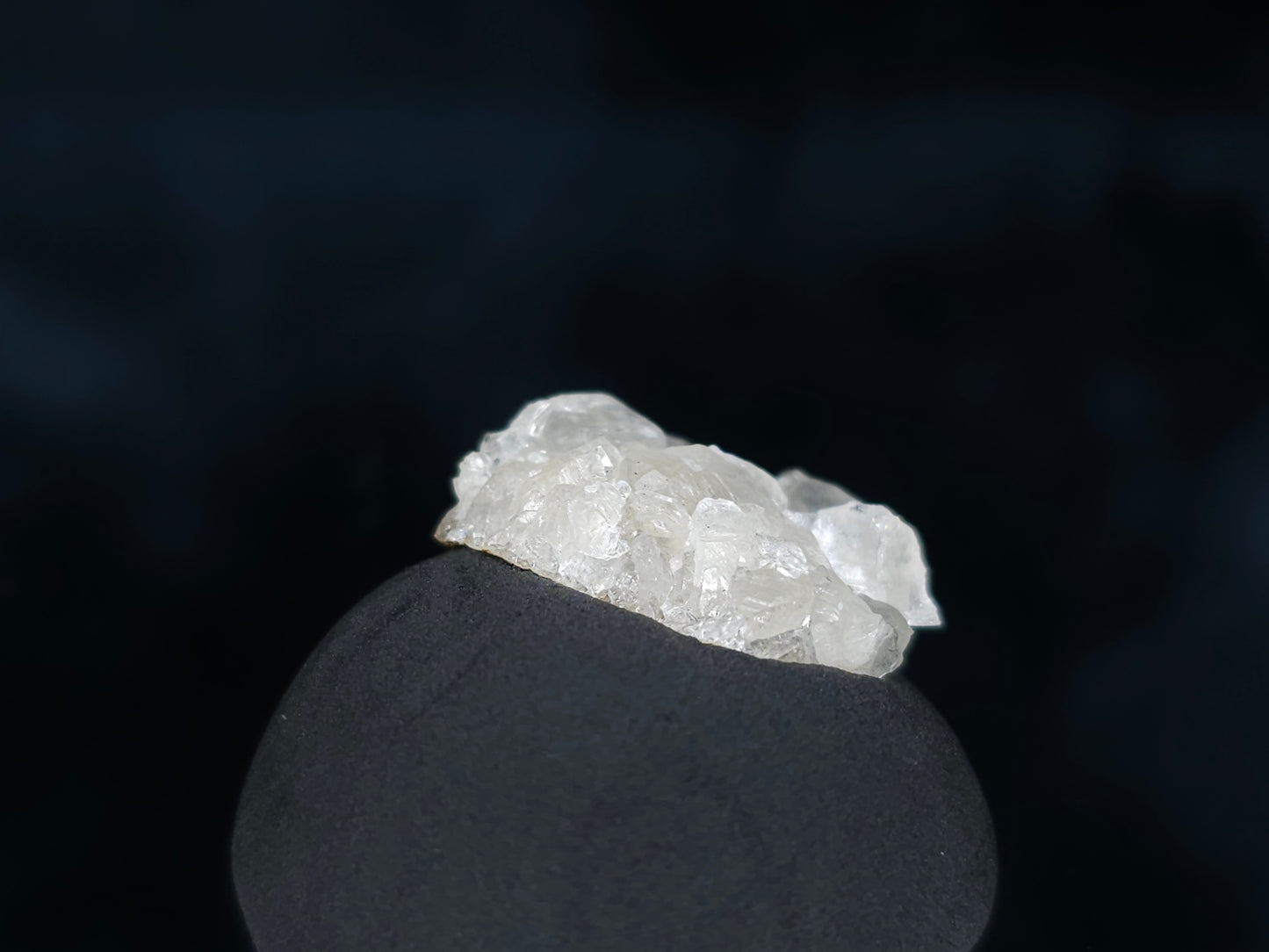 #33564 Super clear Nailhead Spar Calcite tiny cluster