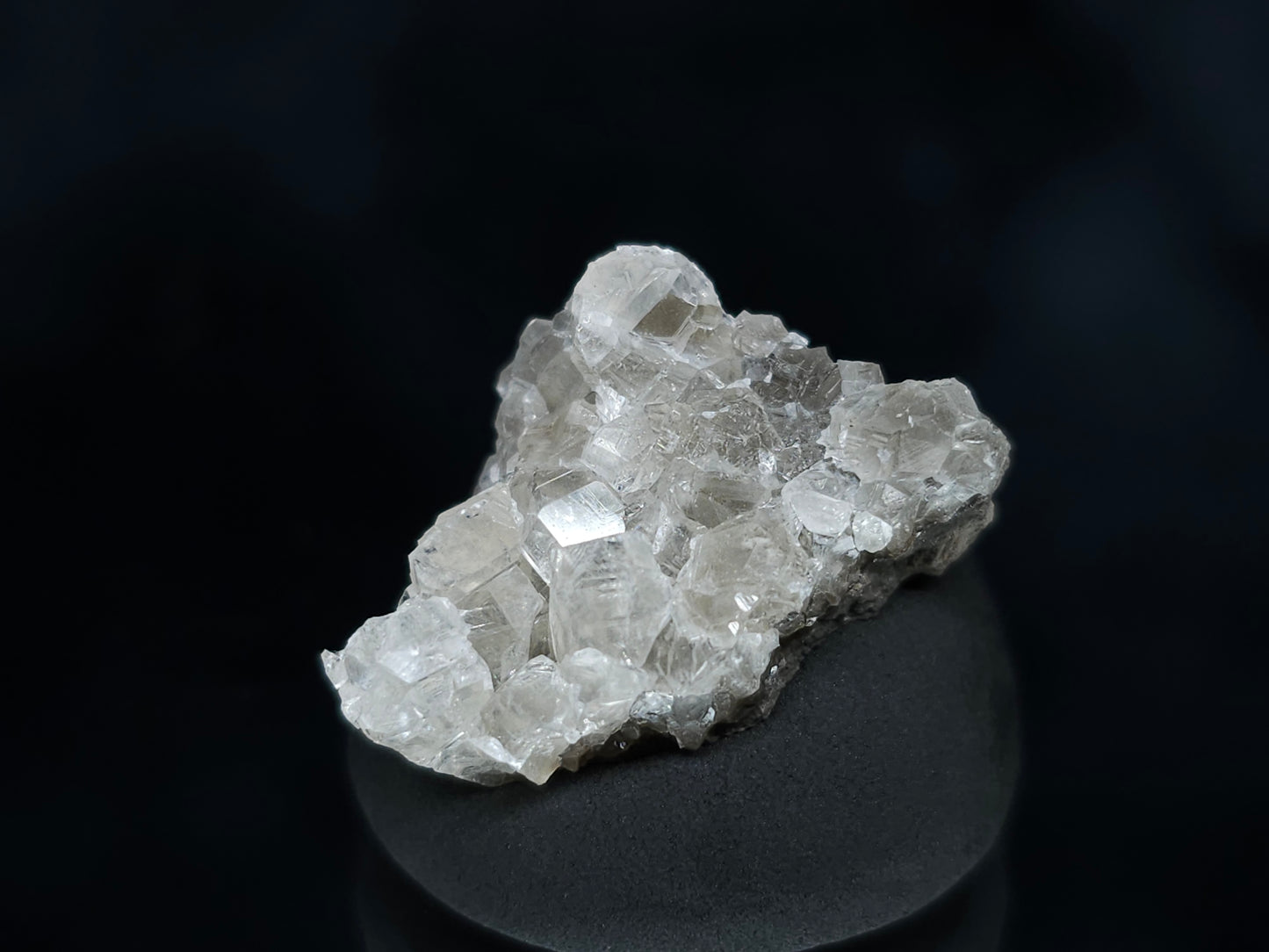 #33569 Super clear Nailhead Spar Calcite tiny cluster