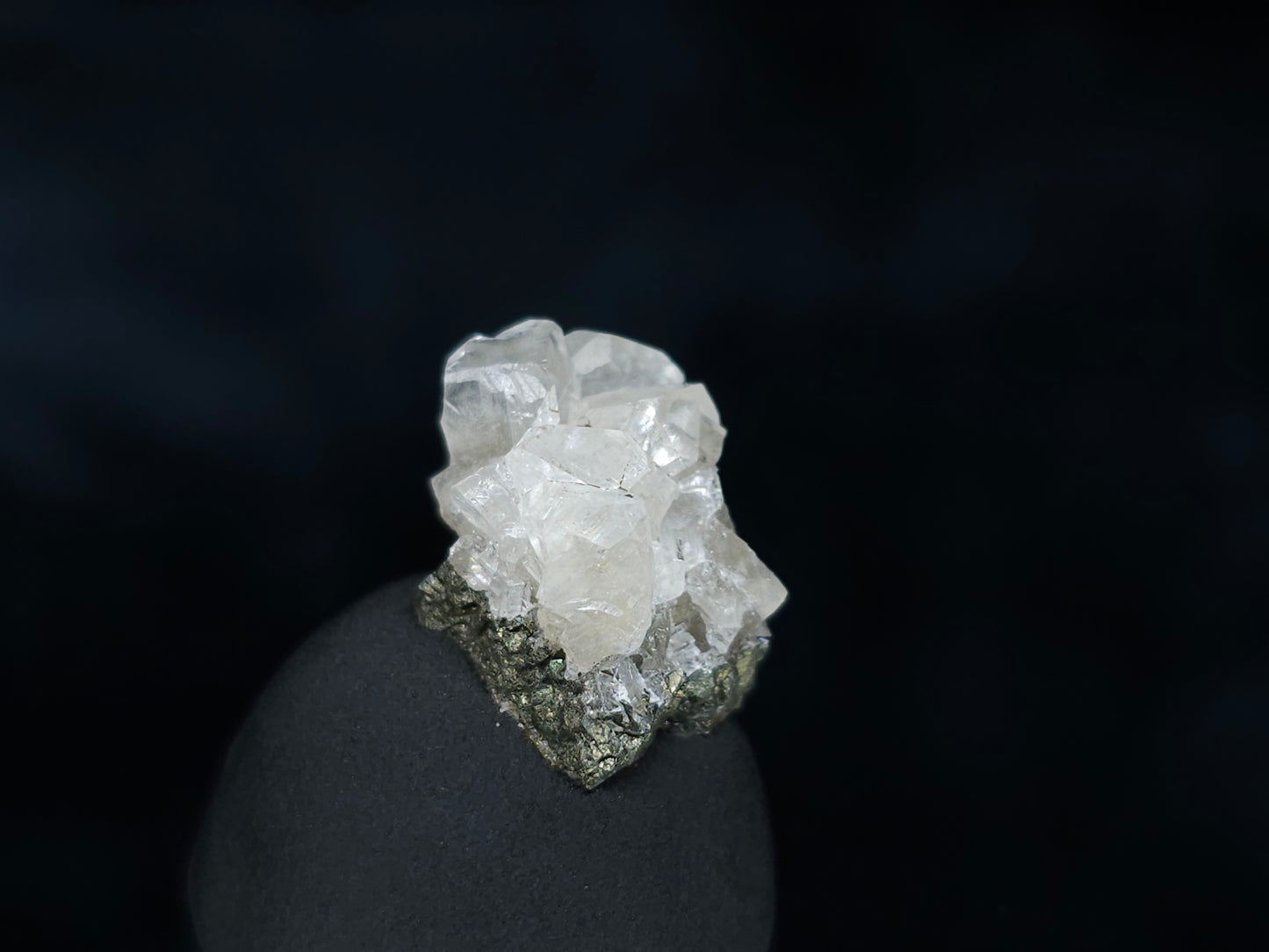 #33566 Super clear Nailhead Spar Calcite tiny cluster on matrix