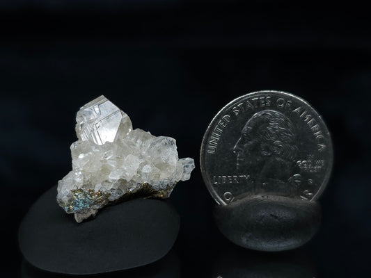 #33565 Super clear Nailhead Spar Calcite tiny cluster