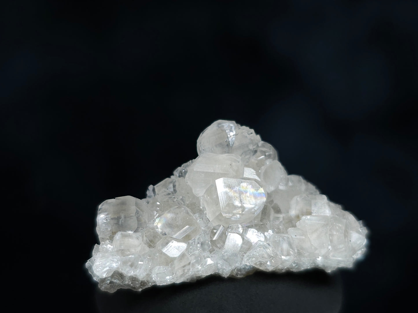 #33573 Super clear Nailhead Spar Calcite tiny cluster