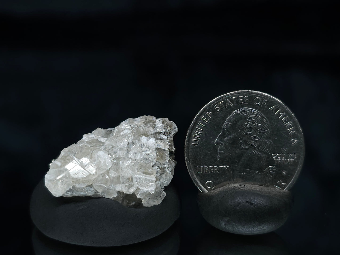 #33576 Super clear Nailhead Spar Calcite tiny cluster