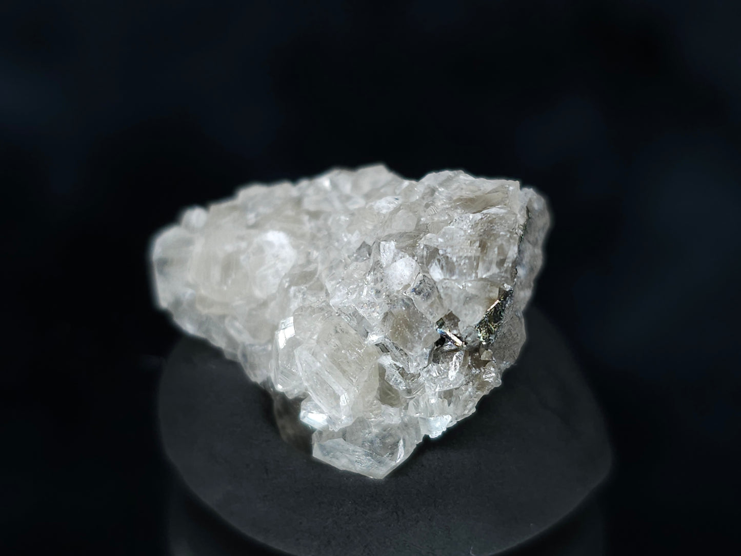 #33576 Super clear Nailhead Spar Calcite tiny cluster