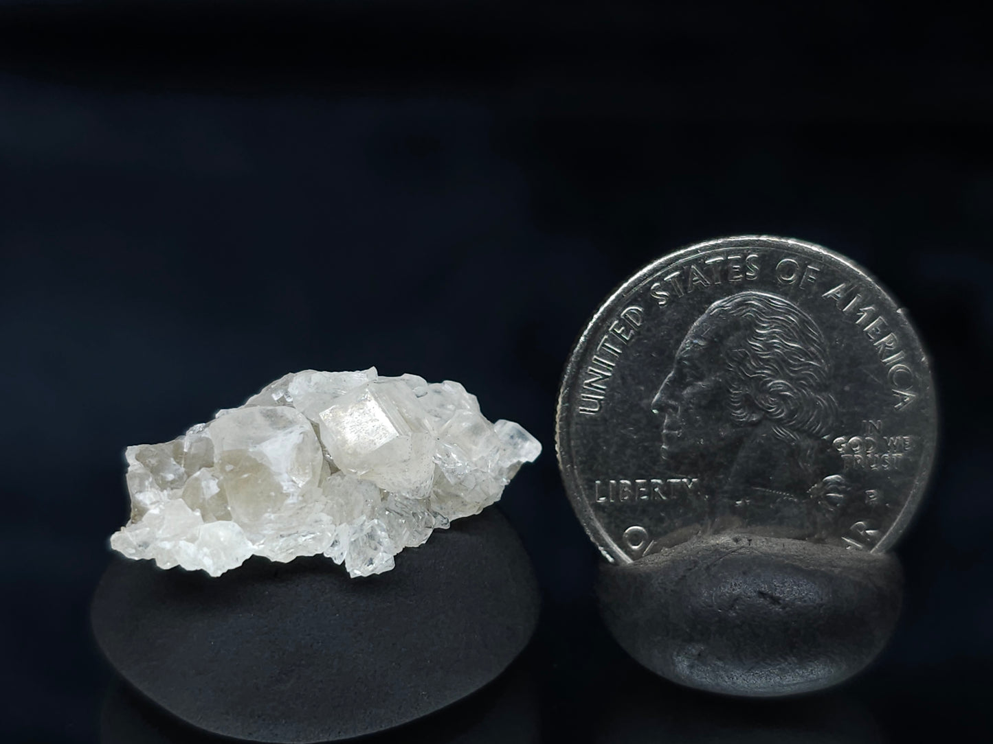 #33579 Super clear Nailhead Spar Calcite tiny cluster