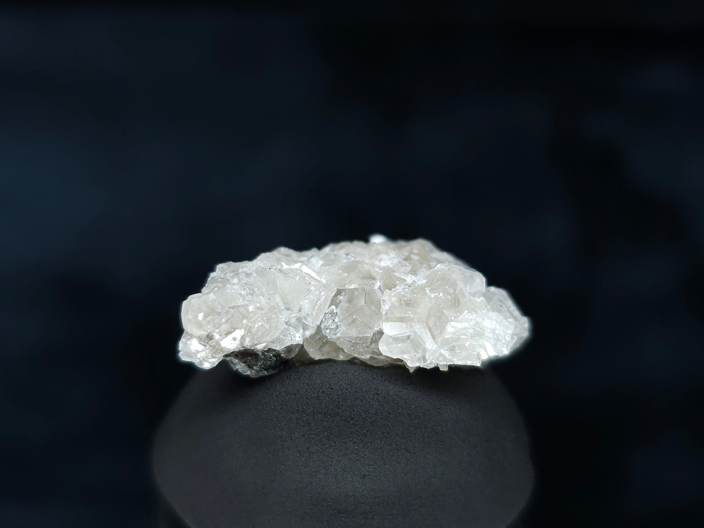 #33587 Super clear Nailhead Spar Calcite tiny cluster