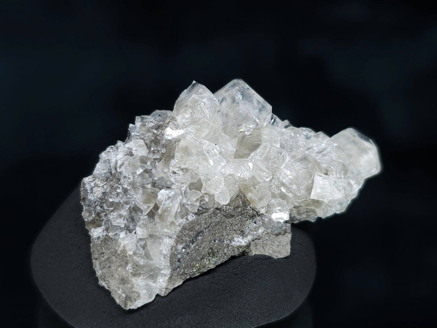 #33592 Super clear Nailhead Spar Calcite tiny cluster and Chalcopyrite ore and multiple small fossils in the matrix