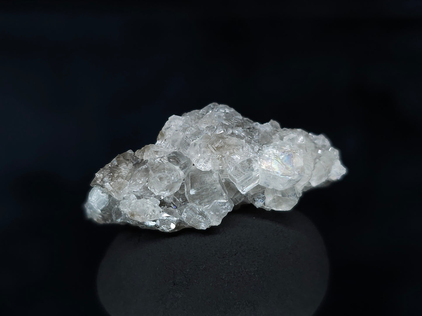 #33596 Super clear Nailhead Spar Calcite tiny cluster